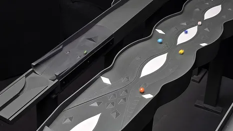 Snake — serpentine marble race betting